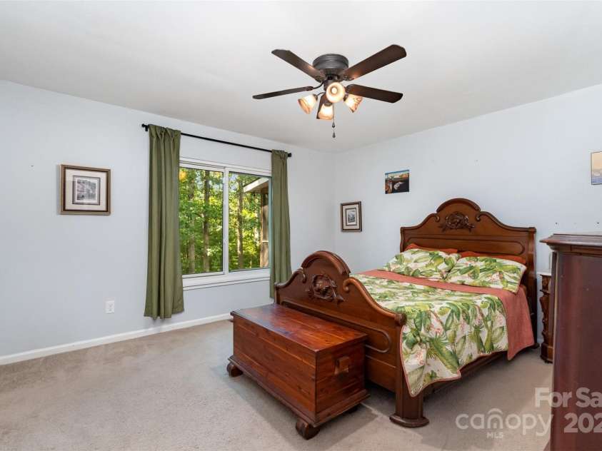 12114 Rock Canyon Drive, Charlotte, NC 28226.  MLS# CAR4306512, YatesRealty ID 43891. 