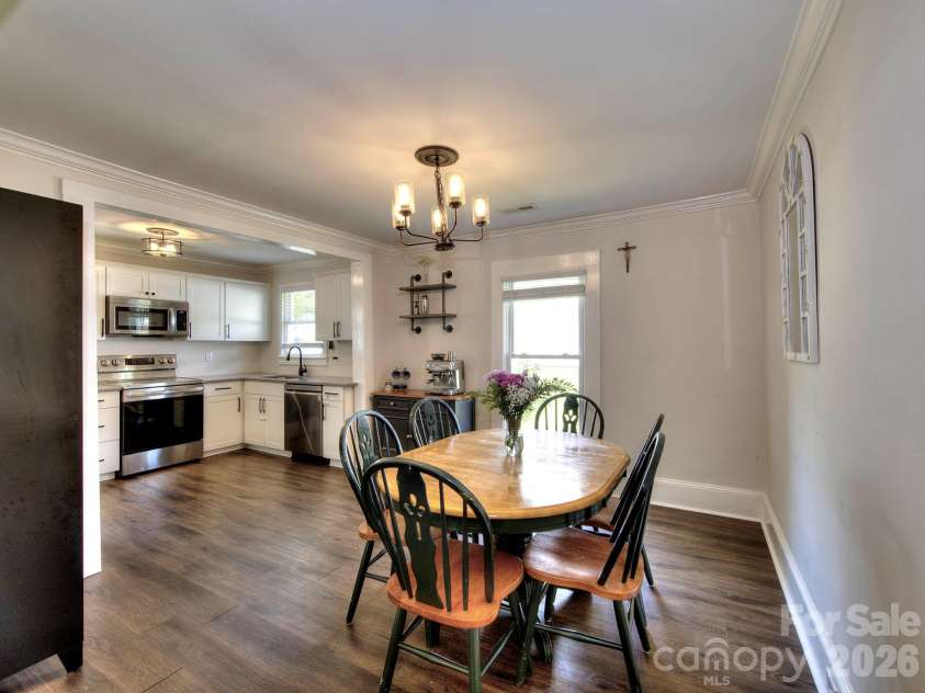 328 Piedmont Avenue, Mount Holly, NC 28120.  MLS# CAR4413409, YatesRealty ID 43891. 