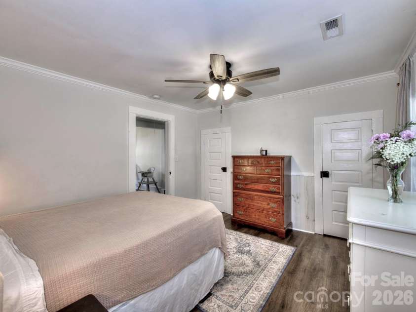 328 Piedmont Avenue, Mount Holly, NC 28120.  MLS# CAR4413409, YatesRealty ID 43891. 