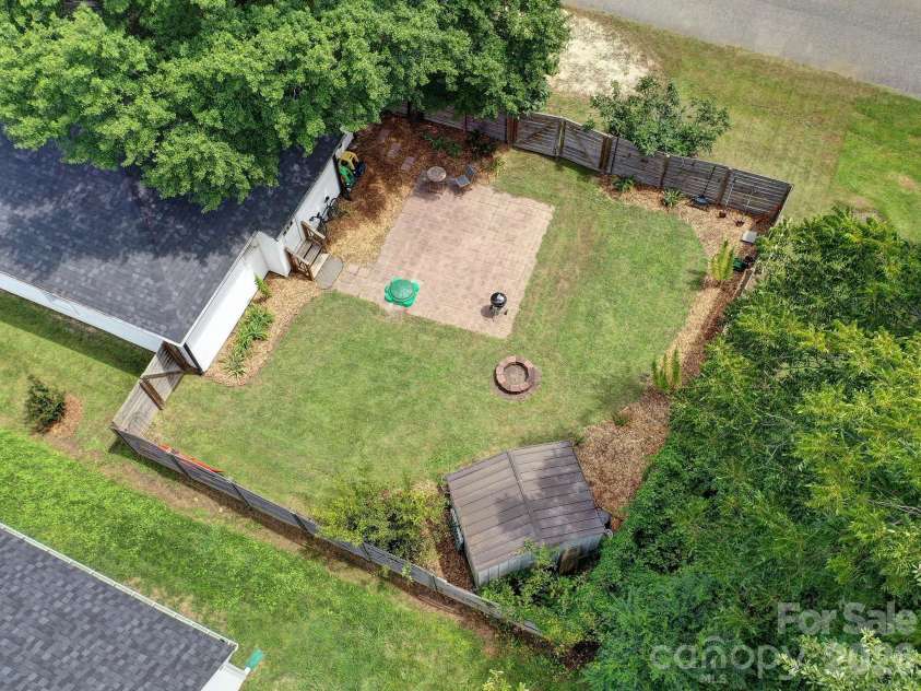 328 Piedmont Avenue, Mount Holly, NC 28120.  MLS# CAR4413409, YatesRealty ID 43891. 