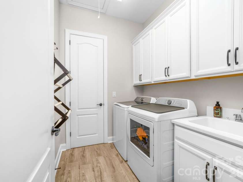 4518 Acorn Hill Drive, Lancaster, SC 29720.  MLS# CAR4410536, YatesRealty ID 43892. 
