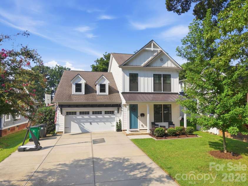 227 Sylvania Avenue, Charlotte, NC 28206.  MLS# CAR4411430, YatesRealty ID 43893. 