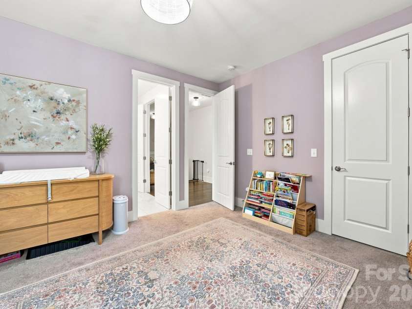 227 Sylvania Avenue, Charlotte, NC 28206.  MLS# CAR4411430, YatesRealty ID 43893. 