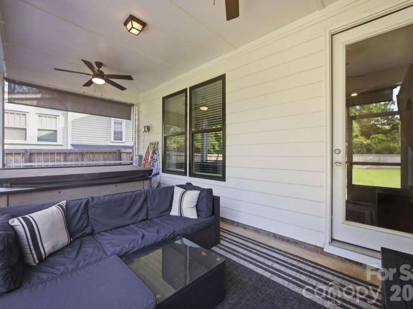 227 Sylvania Avenue, Charlotte, NC 28206.  MLS# CAR4411430, YatesRealty ID 43893. 