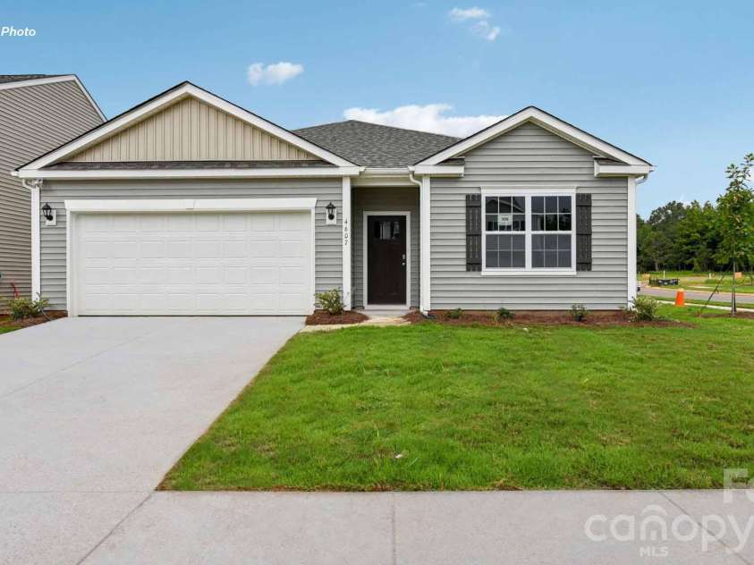 332 Frozen Dream Drive, Salisbury, NC 28144.  MLS# CAR4388163, YatesRealty ID 43894. 