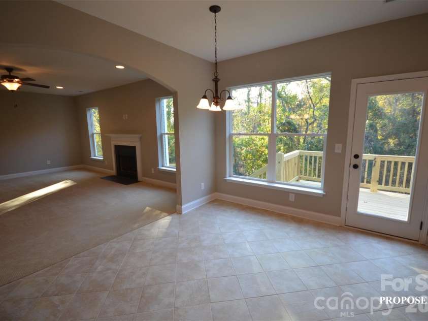 174 Northlake Drive, Statesville, NC 28677.  MLS# CAR4414391, YatesRealty ID 43895. 