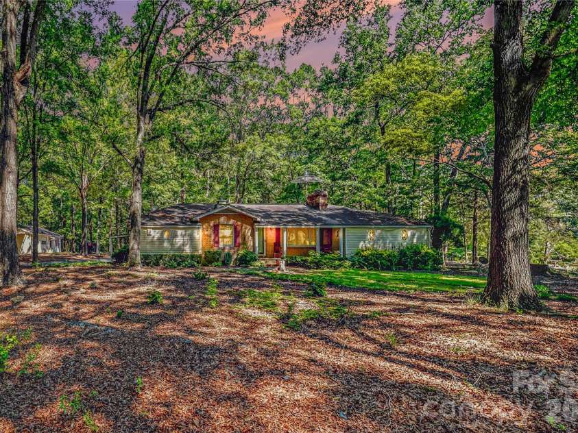 8008 Duncan Road, Indian Trail, NC 28079.  MLS# CAR4392070, YatesRealty ID 43896. 