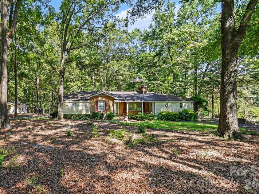8008 Duncan Road, Indian Trail, NC 28079.  MLS# CAR4392070, YatesRealty ID 43896. 