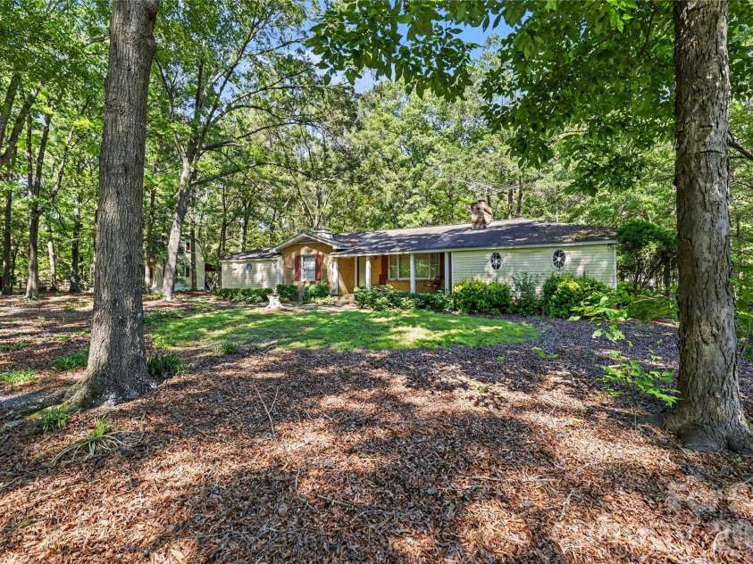 8008 Duncan Road, Indian Trail, NC 28079.  MLS# CAR4392070, YatesRealty ID 43896. 