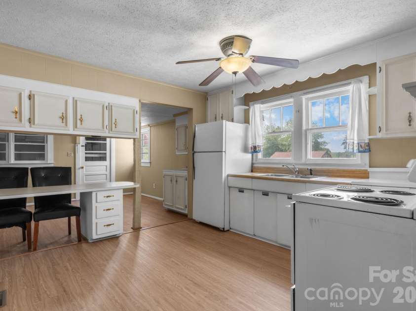 191 Power Street, Hudson, NC 28638.  MLS# CAR4414389, YatesRealty ID 43897. 