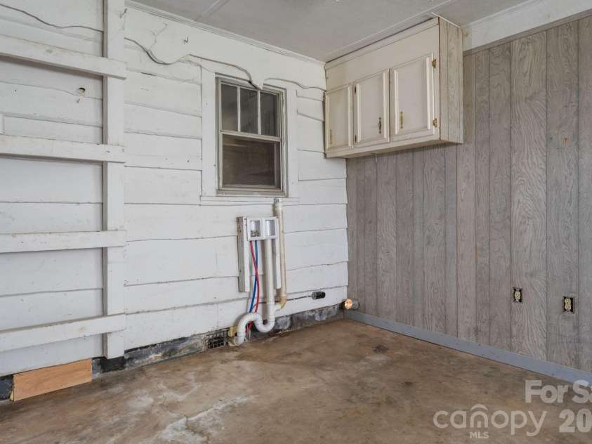 191 Power Street, Hudson, NC 28638.  MLS# CAR4414389, YatesRealty ID 43897. 