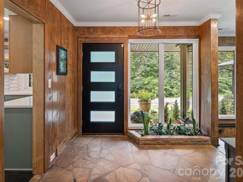 167 Maehill Place, Lenoir, NC 28645.  MLS# CAR4405880, YatesRealty ID 43898. 