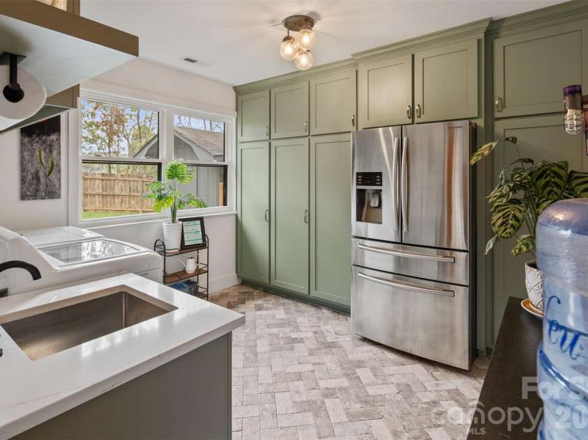167 Maehill Place, Lenoir, NC 28645.  MLS# CAR4405880, YatesRealty ID 43898. 