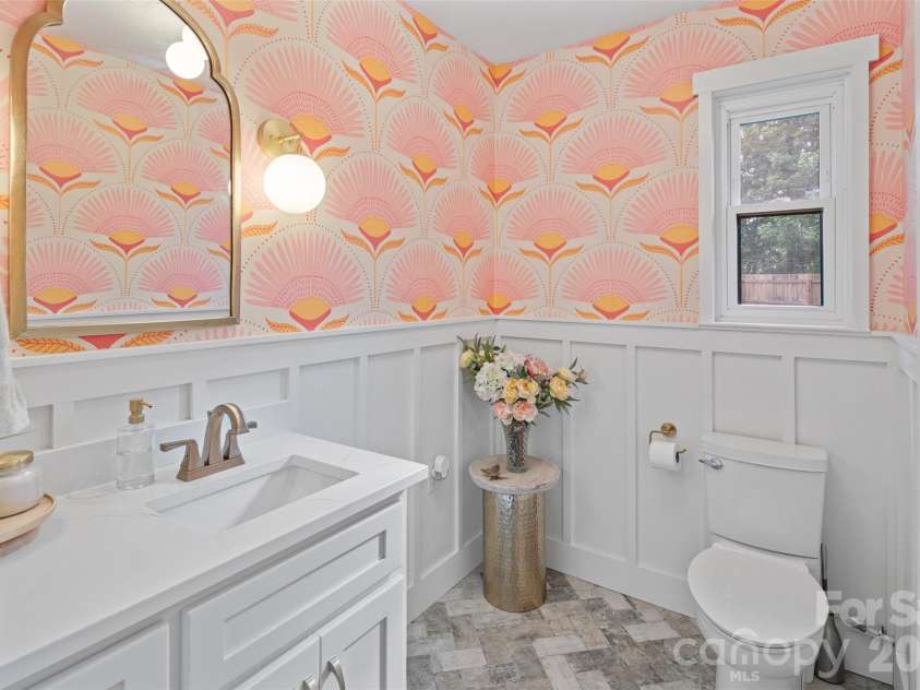 167 Maehill Place, Lenoir, NC 28645.  MLS# CAR4405880, YatesRealty ID 43898. 