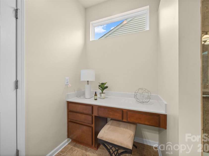 1044 Orchid Lane, Fort Mill, SC 29707.  MLS# CAR4396996, YatesRealty ID 43899. Dressing area