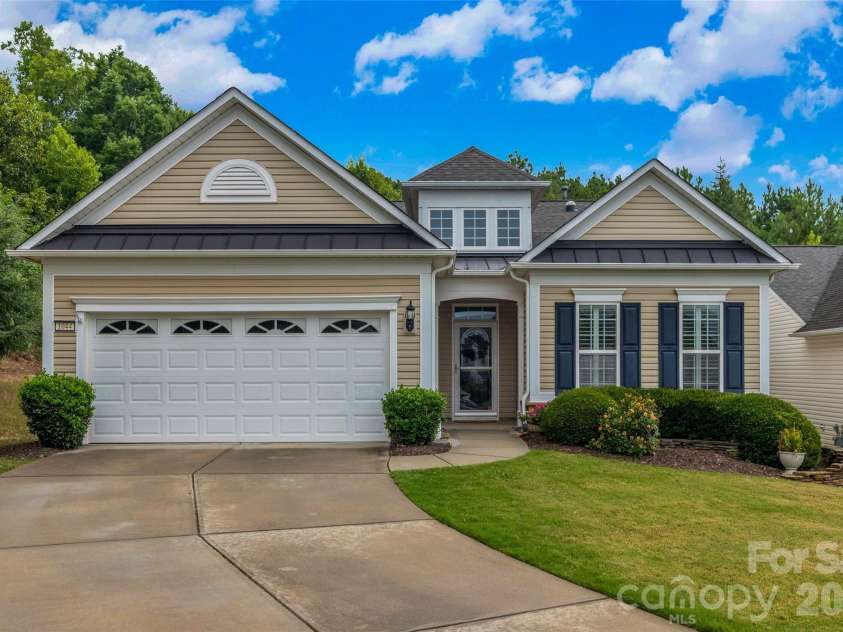 1044 Orchid Lane, Fort Mill, SC 29707.  MLS# CAR4396996, YatesRealty ID 43899. Front of home