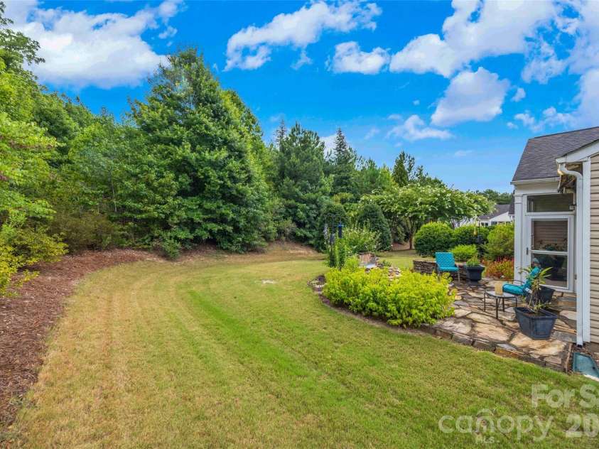 1044 Orchid Lane, Fort Mill, SC 29707.  MLS# CAR4396996, YatesRealty ID 43899. Private back yard