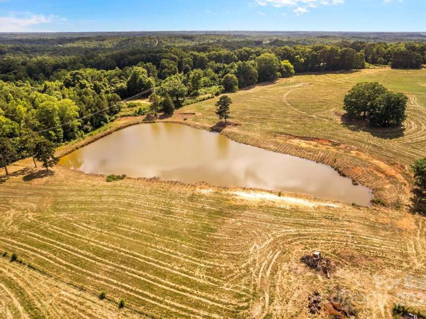 11681 Mooresville Road, Davidson, NC 28036.  MLS# CAR4150437, YatesRealty ID 439. 