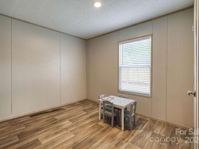 152 Patchwork Drive, Statesville, NC 28677.  MLS# CAR4300158, YatesRealty ID 4390. Bedroom 4