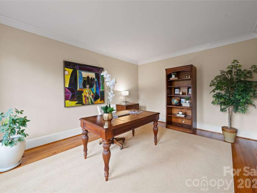 4026 Sharon View Road, Charlotte, NC 28226.  MLS# CAR4346910, YatesRealty ID 4390. Main Floor Office