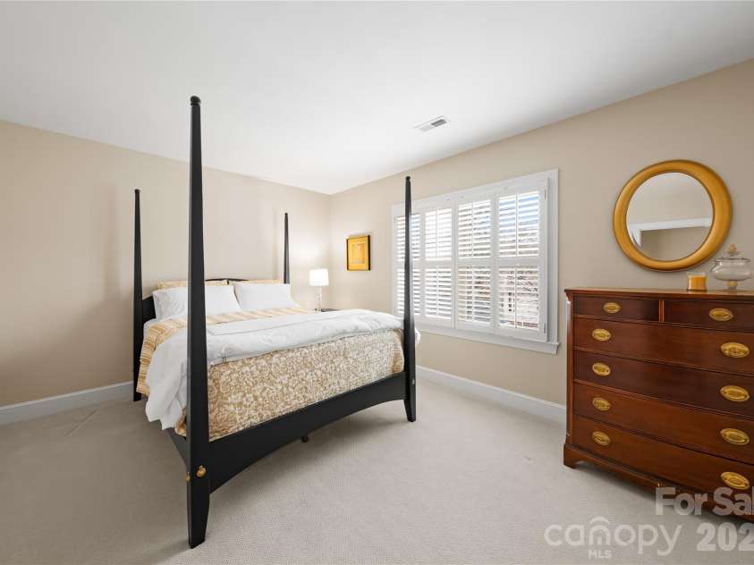 4026 Sharon View Road, Charlotte, NC 28226.  MLS# CAR4346910, YatesRealty ID 4390. Upstairs secondary bedroom