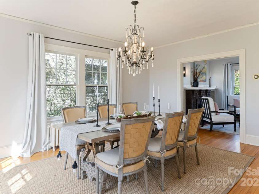 44 Maney Avenue, Asheville, NC 28804.  MLS# CAR4237792, YatesRealty ID 4390. 