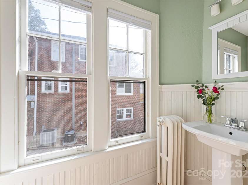 44 Maney Avenue, Asheville, NC 28804.  MLS# CAR4237792, YatesRealty ID 4390. 