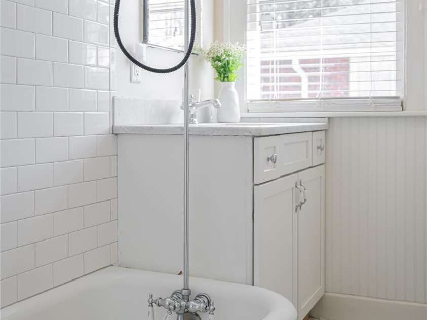 44 Maney Avenue, Asheville, NC 28804.  MLS# CAR4237792, YatesRealty ID 4390. 