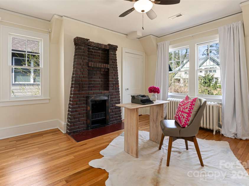 44 Maney Avenue, Asheville, NC 28804.  MLS# CAR4237792, YatesRealty ID 4390. 