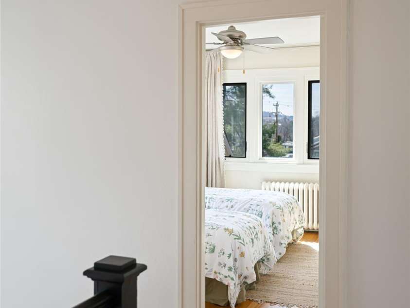 44 Maney Avenue, Asheville, NC 28804.  MLS# CAR4237792, YatesRealty ID 4390. 