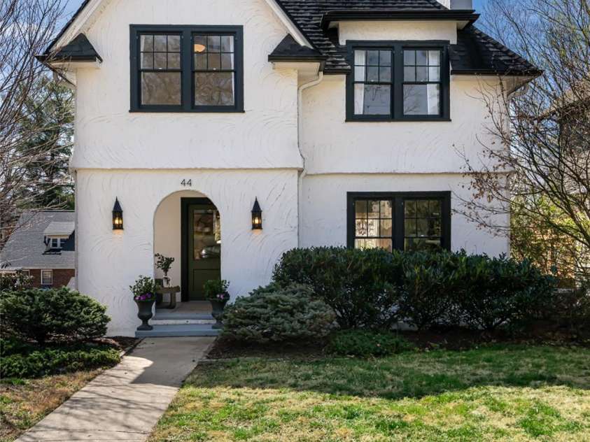 44 Maney Avenue, Asheville, NC 28804.  MLS# CAR4237792, YatesRealty ID 4390. 
