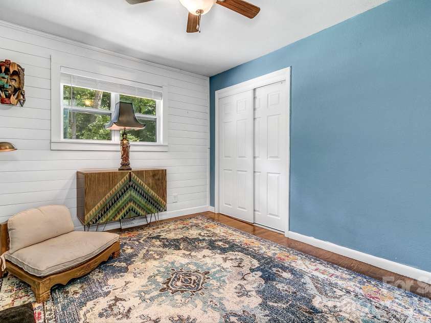 46 Monte Vista Circle, Candler, NC 28715.  MLS# CAR4414343, YatesRealty ID 43901. 