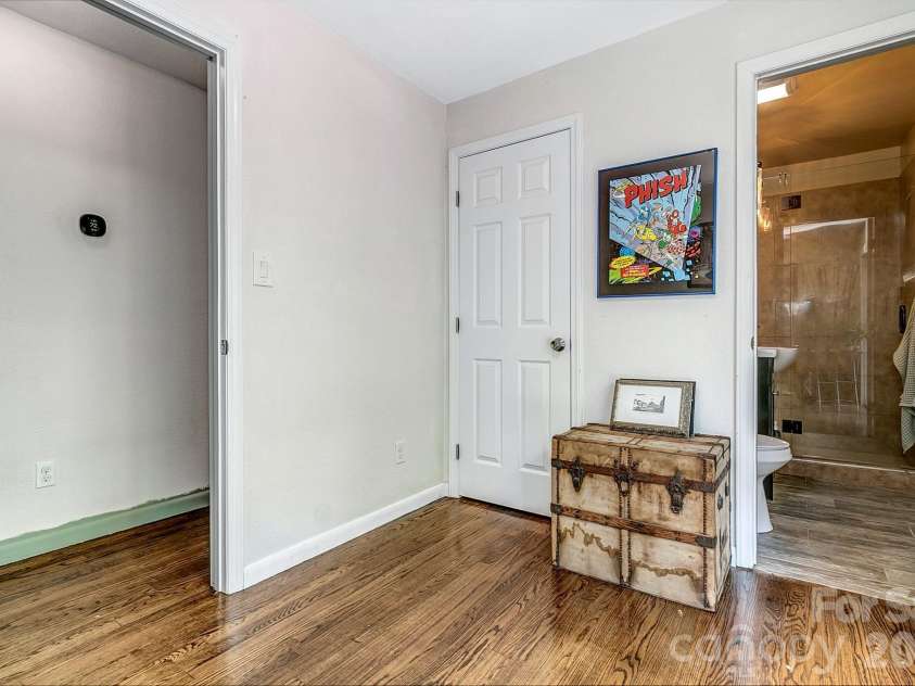 46 Monte Vista Circle, Candler, NC 28715.  MLS# CAR4414343, YatesRealty ID 43901. 