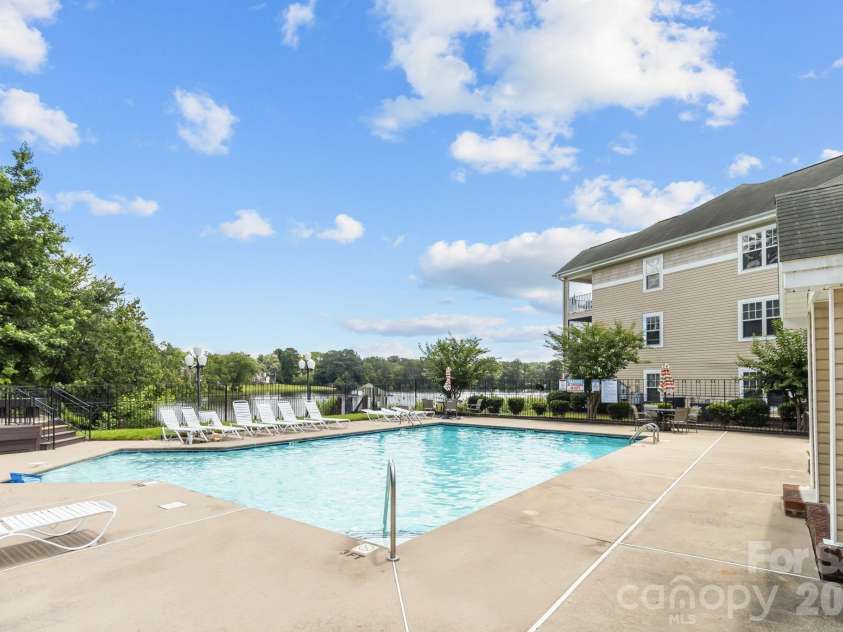 3317 Harbour Pointe Place, Fayetteville, NC 28314.  MLS# CAR4414305, YatesRealty ID 43903. 