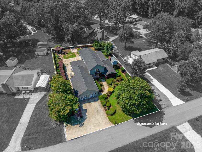 4609 Old Mill Road, Gastonia, NC 28056.  MLS# CAR4413867, YatesRealty ID 43904. 