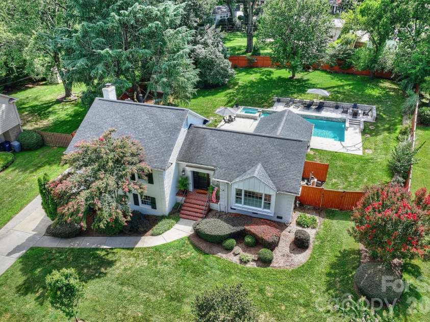 3120 Sunnybrook Drive, Charlotte, NC 28210.  MLS# CAR4412858, YatesRealty ID 43905. 