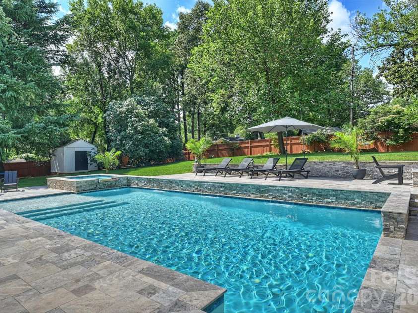 3120 Sunnybrook Drive, Charlotte, NC 28210.  MLS# CAR4412858, YatesRealty ID 43905. 