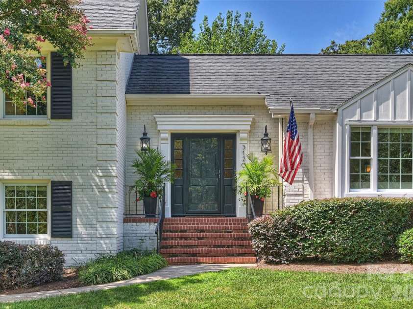3120 Sunnybrook Drive, Charlotte, NC 28210.  MLS# CAR4412858, YatesRealty ID 43905. 