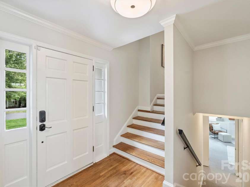 3120 Sunnybrook Drive, Charlotte, NC 28210.  MLS# CAR4412858, YatesRealty ID 43905. 