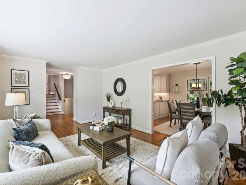 3120 Sunnybrook Drive, Charlotte, NC 28210.  MLS# CAR4412858, YatesRealty ID 43905. 