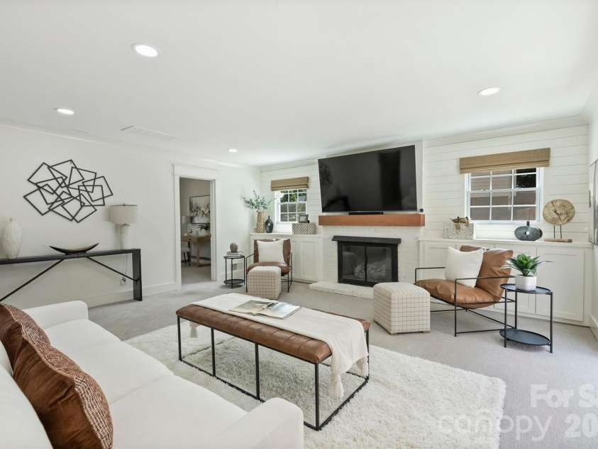 3120 Sunnybrook Drive, Charlotte, NC 28210.  MLS# CAR4412858, YatesRealty ID 43905. 