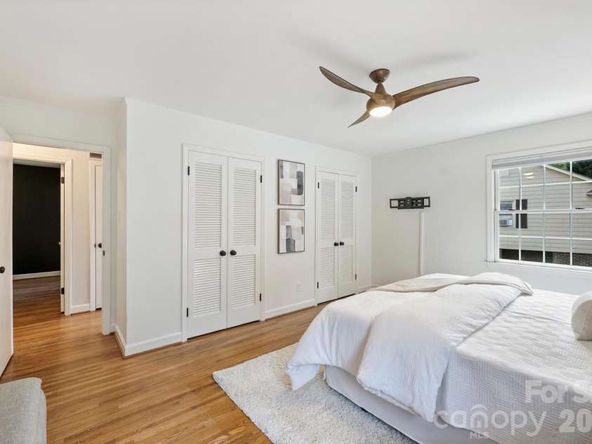 3120 Sunnybrook Drive, Charlotte, NC 28210.  MLS# CAR4412858, YatesRealty ID 43905. 