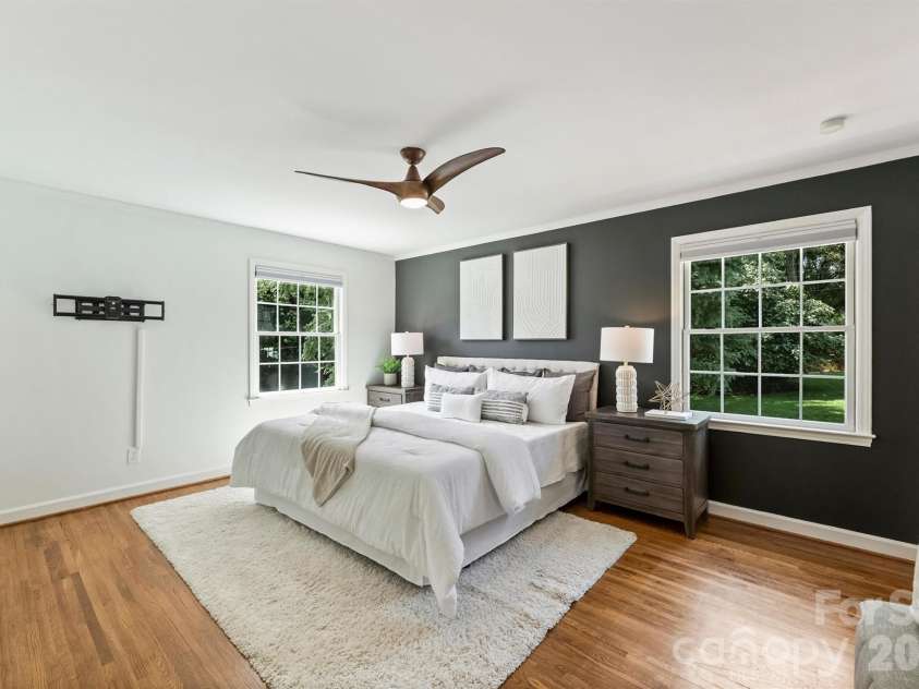 3120 Sunnybrook Drive, Charlotte, NC 28210.  MLS# CAR4412858, YatesRealty ID 43905. 