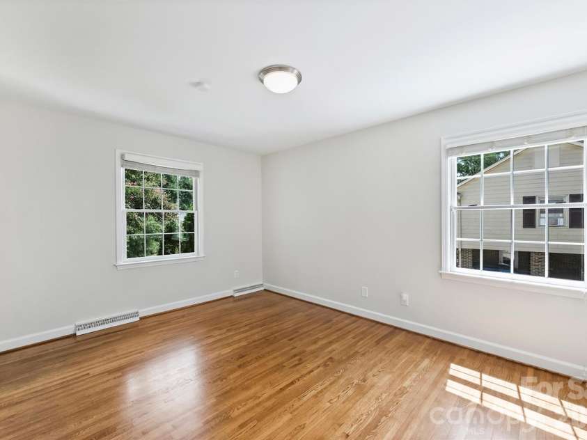 3120 Sunnybrook Drive, Charlotte, NC 28210.  MLS# CAR4412858, YatesRealty ID 43905. 