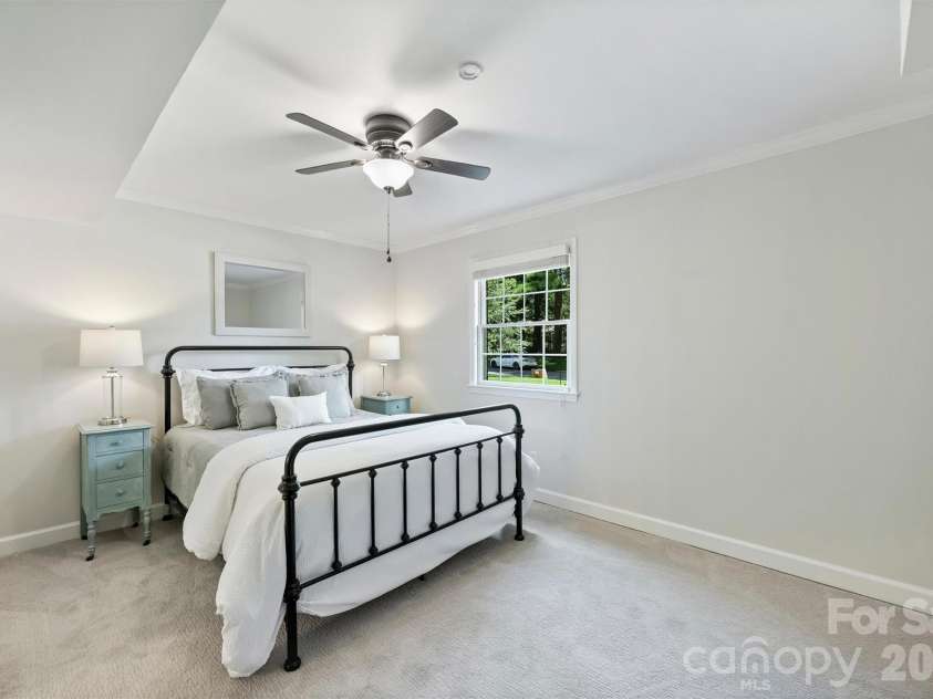 3120 Sunnybrook Drive, Charlotte, NC 28210.  MLS# CAR4412858, YatesRealty ID 43905. 