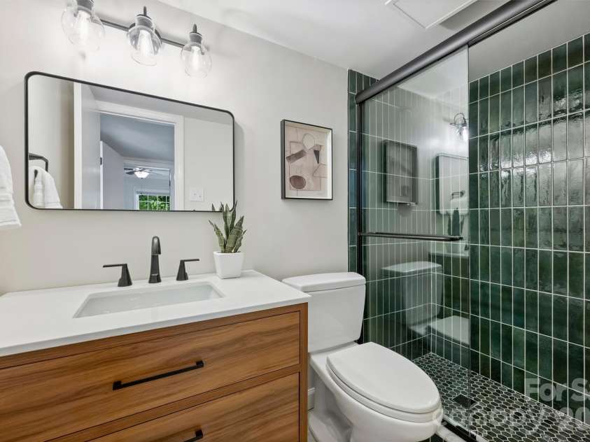 3120 Sunnybrook Drive, Charlotte, NC 28210.  MLS# CAR4412858, YatesRealty ID 43905. 