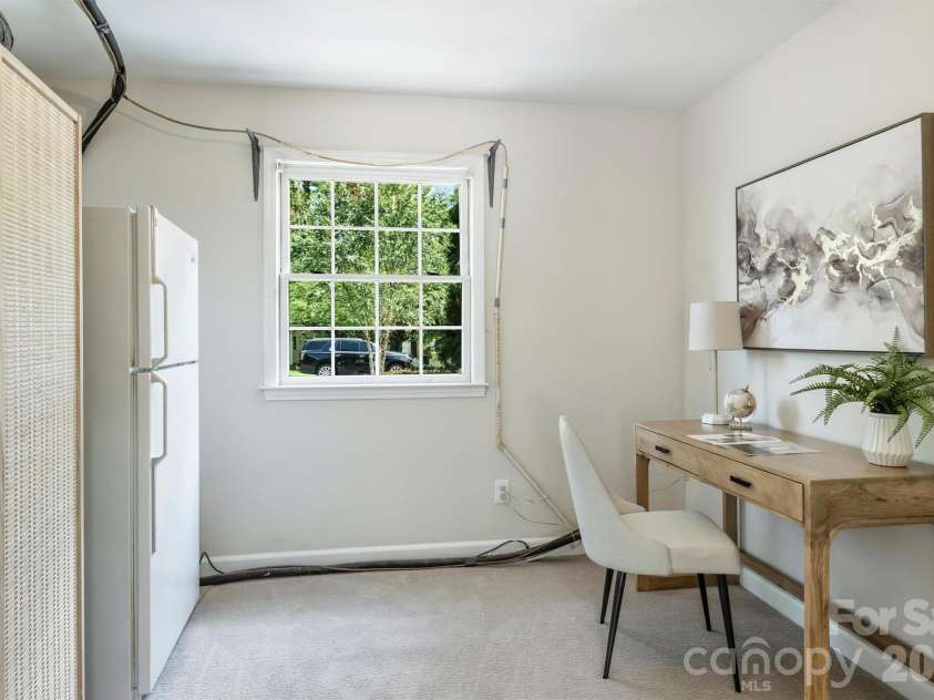 3120 Sunnybrook Drive, Charlotte, NC 28210.  MLS# CAR4412858, YatesRealty ID 43905. 