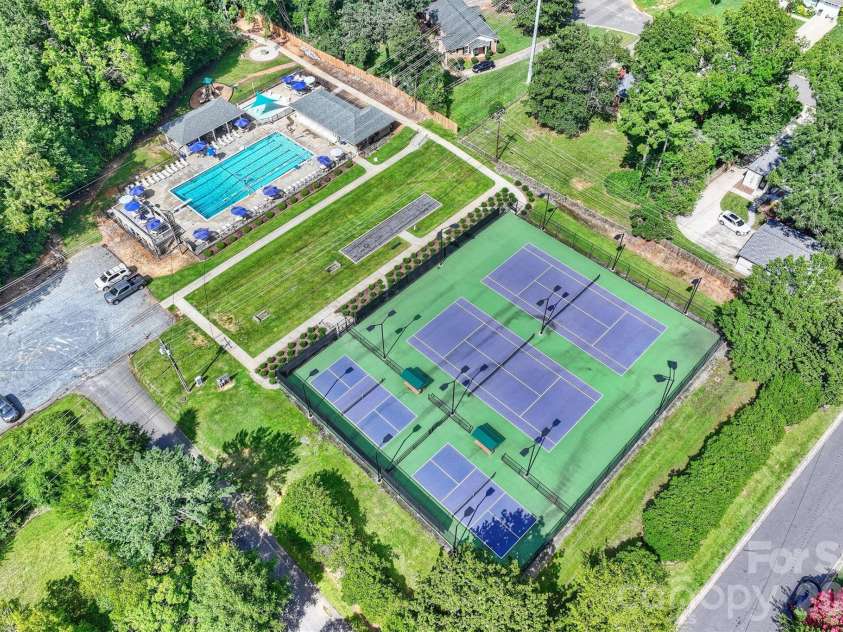 3120 Sunnybrook Drive, Charlotte, NC 28210.  MLS# CAR4412858, YatesRealty ID 43905. 