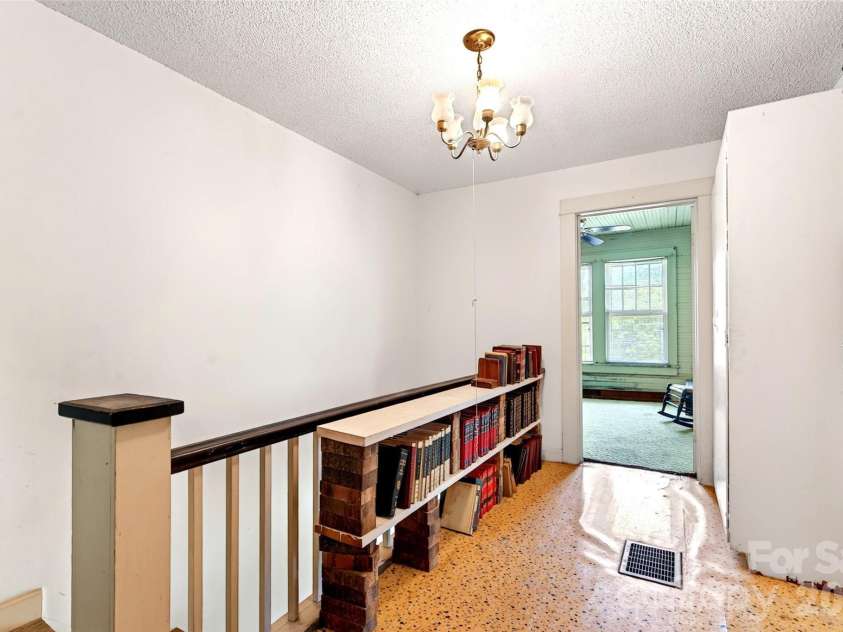 96 Huntsville Road, Marion, NC 28752.  MLS# CAR4413751, YatesRealty ID 43906. 