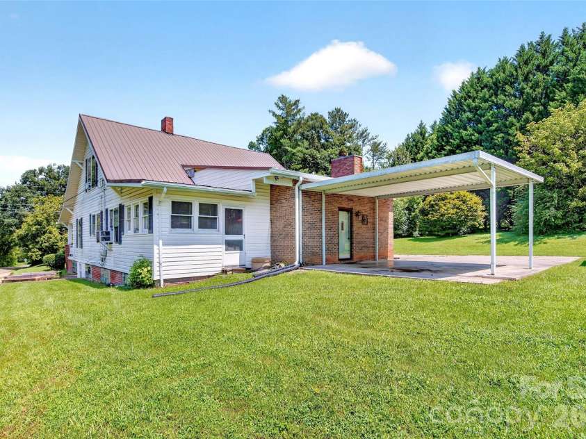96 Huntsville Road, Marion, NC 28752.  MLS# CAR4413751, YatesRealty ID 43906. 